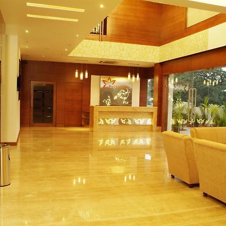 Hotel Parijatha Gateway à Bangalore Extérieur photo