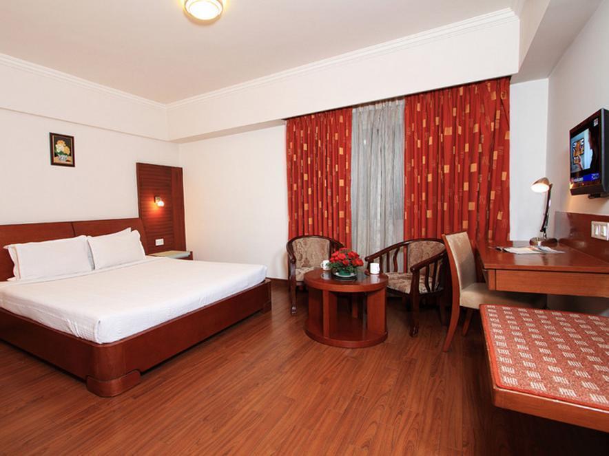 Hotel Parijatha Gateway à Bangalore Extérieur photo