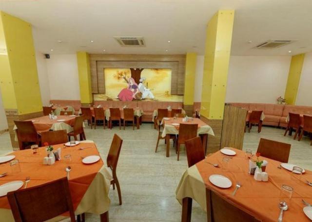 Hotel Parijatha Gateway à Bangalore Extérieur photo