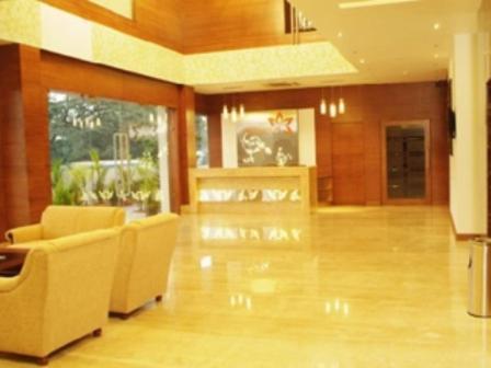 Hotel Parijatha Gateway à Bangalore Extérieur photo